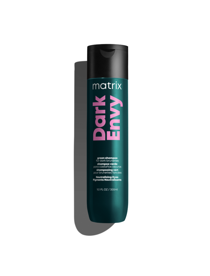 Шампунь Dark Envy для нейтрализации красных оттенков у брюнеток
